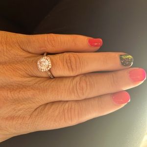 Cubic zirconia ring sz 7